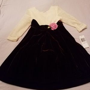 Laura Ashley Cream Maroon 2T Dress NWT